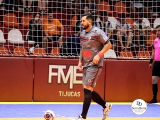 
<a style='margin-left: 5px;' class='btn btn-xs btn-social btn-facebook' href='https://www.facebook.com/sharer/sharer.php?u=https://ko-boladovale.web.getmuller.com.br/imgs/800-800-90/conteudo/fotos/1976/img7102.jpg' rel='popup' data-width='500' data-height='400'><i class='fa fa-facebook'></i>Compartilhar <span class='hidden-xs'>no Facebook</span>
</a> 
<a class='btn btn-default btn-xs' target='_blank' href='imgs/800-800-90/conteudo/fotos/1976/img7102.jpg'>
<span class='glyphicon glyphicon-cloud-download'></span> Salvar
</a> 
<span></span>