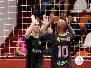 
<a style='margin-left: 5px;' class='btn btn-xs btn-social btn-facebook' href='https://www.facebook.com/sharer/sharer.php?u=https://ko-boladovale.web.getmuller.com.br/imgs/800-800-90/conteudo/fotos/1976/img7208.jpg' rel='popup' data-width='500' data-height='400'><i class='fa fa-facebook'></i>Compartilhar <span class='hidden-xs'>no Facebook</span>
</a> 
<a class='btn btn-default btn-xs' target='_blank' href='imgs/800-800-90/conteudo/fotos/1976/img7208.jpg'>
<span class='glyphicon glyphicon-cloud-download'></span> Salvar
</a> 
<span></span>