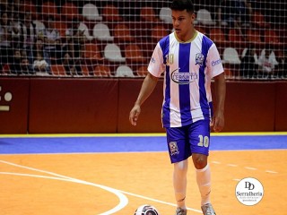 
<a style='margin-left: 5px;' class='btn btn-xs btn-social btn-facebook' href='https://www.facebook.com/sharer/sharer.php?u=https://ko-boladovale.web.getmuller.com.br/imgs/800-800-90/conteudo/fotos/1977/img7261.jpg' rel='popup' data-width='500' data-height='400'><i class='fa fa-facebook'></i>Compartilhar <span class='hidden-xs'>no Facebook</span>
</a> 
<a class='btn btn-default btn-xs' target='_blank' href='imgs/800-800-90/conteudo/fotos/1977/img7261.jpg'>
<span class='glyphicon glyphicon-cloud-download'></span> Salvar
</a> 
<span></span>