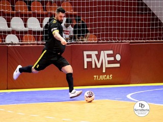 
<a style='margin-left: 5px;' class='btn btn-xs btn-social btn-facebook' href='https://www.facebook.com/sharer/sharer.php?u=https://ko-boladovale.web.getmuller.com.br/imgs/800-800-90/conteudo/fotos/1977/img7272.jpg' rel='popup' data-width='500' data-height='400'><i class='fa fa-facebook'></i>Compartilhar <span class='hidden-xs'>no Facebook</span>
</a> 
<a class='btn btn-default btn-xs' target='_blank' href='imgs/800-800-90/conteudo/fotos/1977/img7272.jpg'>
<span class='glyphicon glyphicon-cloud-download'></span> Salvar
</a> 
<span></span>