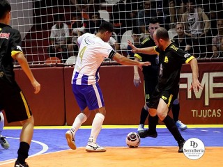 
<a style='margin-left: 5px;' class='btn btn-xs btn-social btn-facebook' href='https://www.facebook.com/sharer/sharer.php?u=https://ko-boladovale.web.getmuller.com.br/imgs/800-800-90/conteudo/fotos/1977/img7335.jpg' rel='popup' data-width='500' data-height='400'><i class='fa fa-facebook'></i>Compartilhar <span class='hidden-xs'>no Facebook</span>
</a> 
<a class='btn btn-default btn-xs' target='_blank' href='imgs/800-800-90/conteudo/fotos/1977/img7335.jpg'>
<span class='glyphicon glyphicon-cloud-download'></span> Salvar
</a> 
<span></span>