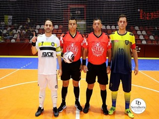 
<a style='margin-left: 5px;' class='btn btn-xs btn-social btn-facebook' href='https://www.facebook.com/sharer/sharer.php?u=https://ko-boladovale.web.getmuller.com.br/imgs/800-800-90/conteudo/fotos/1978/img7354.jpg' rel='popup' data-width='500' data-height='400'><i class='fa fa-facebook'></i>Compartilhar <span class='hidden-xs'>no Facebook</span>
</a> 
<a class='btn btn-default btn-xs' target='_blank' href='imgs/800-800-90/conteudo/fotos/1978/img7354.jpg'>
<span class='glyphicon glyphicon-cloud-download'></span> Salvar
</a> 
<span></span>