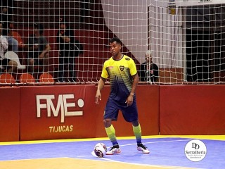 
<a style='margin-left: 5px;' class='btn btn-xs btn-social btn-facebook' href='https://www.facebook.com/sharer/sharer.php?u=https://ko-boladovale.web.getmuller.com.br/imgs/800-800-90/conteudo/fotos/1978/img7363.jpg' rel='popup' data-width='500' data-height='400'><i class='fa fa-facebook'></i>Compartilhar <span class='hidden-xs'>no Facebook</span>
</a> 
<a class='btn btn-default btn-xs' target='_blank' href='imgs/800-800-90/conteudo/fotos/1978/img7363.jpg'>
<span class='glyphicon glyphicon-cloud-download'></span> Salvar
</a> 
<span></span>