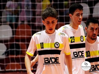 
<a style='margin-left: 5px;' class='btn btn-xs btn-social btn-facebook' href='https://www.facebook.com/sharer/sharer.php?u=https://ko-boladovale.web.getmuller.com.br/imgs/800-800-90/conteudo/fotos/1978/img7387.jpg' rel='popup' data-width='500' data-height='400'><i class='fa fa-facebook'></i>Compartilhar <span class='hidden-xs'>no Facebook</span>
</a> 
<a class='btn btn-default btn-xs' target='_blank' href='imgs/800-800-90/conteudo/fotos/1978/img7387.jpg'>
<span class='glyphicon glyphicon-cloud-download'></span> Salvar
</a> 
<span></span>