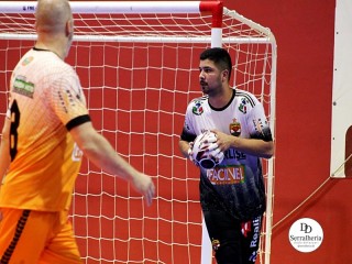 
<a style='margin-left: 5px;' class='btn btn-xs btn-social btn-facebook' href='https://www.facebook.com/sharer/sharer.php?u=https://ko-boladovale.web.getmuller.com.br/imgs/800-800-90/conteudo/fotos/1979/img7546.jpg' rel='popup' data-width='500' data-height='400'><i class='fa fa-facebook'></i>Compartilhar <span class='hidden-xs'>no Facebook</span>
</a> 
<a class='btn btn-default btn-xs' target='_blank' href='imgs/800-800-90/conteudo/fotos/1979/img7546.jpg'>
<span class='glyphicon glyphicon-cloud-download'></span> Salvar
</a> 
<span></span>