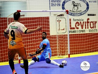 
<a style='margin-left: 5px;' class='btn btn-xs btn-social btn-facebook' href='https://www.facebook.com/sharer/sharer.php?u=https://ko-boladovale.web.getmuller.com.br/imgs/800-800-90/conteudo/fotos/1979/img7614.jpg' rel='popup' data-width='500' data-height='400'><i class='fa fa-facebook'></i>Compartilhar <span class='hidden-xs'>no Facebook</span>
</a> 
<a class='btn btn-default btn-xs' target='_blank' href='imgs/800-800-90/conteudo/fotos/1979/img7614.jpg'>
<span class='glyphicon glyphicon-cloud-download'></span> Salvar
</a> 
<span></span>