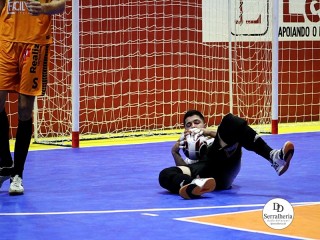 
<a style='margin-left: 5px;' class='btn btn-xs btn-social btn-facebook' href='https://www.facebook.com/sharer/sharer.php?u=https://ko-boladovale.web.getmuller.com.br/imgs/800-800-90/conteudo/fotos/1979/img7696.jpg' rel='popup' data-width='500' data-height='400'><i class='fa fa-facebook'></i>Compartilhar <span class='hidden-xs'>no Facebook</span>
</a> 
<a class='btn btn-default btn-xs' target='_blank' href='imgs/800-800-90/conteudo/fotos/1979/img7696.jpg'>
<span class='glyphicon glyphicon-cloud-download'></span> Salvar
</a> 
<span></span>