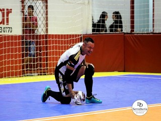 
<a style='margin-left: 5px;' class='btn btn-xs btn-social btn-facebook' href='https://www.facebook.com/sharer/sharer.php?u=https://ko-boladovale.web.getmuller.com.br/imgs/800-800-90/conteudo/fotos/1980/img7744.jpg' rel='popup' data-width='500' data-height='400'><i class='fa fa-facebook'></i>Compartilhar <span class='hidden-xs'>no Facebook</span>
</a> 
<a class='btn btn-default btn-xs' target='_blank' href='imgs/800-800-90/conteudo/fotos/1980/img7744.jpg'>
<span class='glyphicon glyphicon-cloud-download'></span> Salvar
</a> 
<span></span>