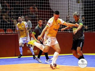 
<a style='margin-left: 5px;' class='btn btn-xs btn-social btn-facebook' href='https://www.facebook.com/sharer/sharer.php?u=https://ko-boladovale.web.getmuller.com.br/imgs/800-800-90/conteudo/fotos/1980/img7747.jpg' rel='popup' data-width='500' data-height='400'><i class='fa fa-facebook'></i>Compartilhar <span class='hidden-xs'>no Facebook</span>
</a> 
<a class='btn btn-default btn-xs' target='_blank' href='imgs/800-800-90/conteudo/fotos/1980/img7747.jpg'>
<span class='glyphicon glyphicon-cloud-download'></span> Salvar
</a> 
<span></span>