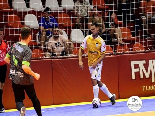 
<a style='margin-left: 5px;' class='btn btn-xs btn-social btn-facebook' href='https://www.facebook.com/sharer/sharer.php?u=https://ko-boladovale.web.getmuller.com.br/imgs/800-800-90/conteudo/fotos/1980/img7765.jpg' rel='popup' data-width='500' data-height='400'><i class='fa fa-facebook'></i>Compartilhar <span class='hidden-xs'>no Facebook</span>
</a> 
<a class='btn btn-default btn-xs' target='_blank' href='imgs/800-800-90/conteudo/fotos/1980/img7765.jpg'>
<span class='glyphicon glyphicon-cloud-download'></span> Salvar
</a> 
<span></span>