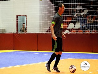 
<a style='margin-left: 5px;' class='btn btn-xs btn-social btn-facebook' href='https://www.facebook.com/sharer/sharer.php?u=https://ko-boladovale.web.getmuller.com.br/imgs/800-800-90/conteudo/fotos/1980/img7776.jpg' rel='popup' data-width='500' data-height='400'><i class='fa fa-facebook'></i>Compartilhar <span class='hidden-xs'>no Facebook</span>
</a> 
<a class='btn btn-default btn-xs' target='_blank' href='imgs/800-800-90/conteudo/fotos/1980/img7776.jpg'>
<span class='glyphicon glyphicon-cloud-download'></span> Salvar
</a> 
<span></span>