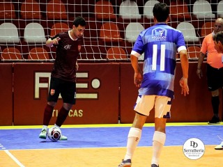 
<a style='margin-left: 5px;' class='btn btn-xs btn-social btn-facebook' href='https://www.facebook.com/sharer/sharer.php?u=https://ko-boladovale.web.getmuller.com.br/imgs/800-800-90/conteudo/fotos/1981/img7888.jpg' rel='popup' data-width='500' data-height='400'><i class='fa fa-facebook'></i>Compartilhar <span class='hidden-xs'>no Facebook</span>
</a> 
<a class='btn btn-default btn-xs' target='_blank' href='imgs/800-800-90/conteudo/fotos/1981/img7888.jpg'>
<span class='glyphicon glyphicon-cloud-download'></span> Salvar
</a> 
<span></span>