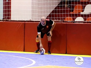 
<a style='margin-left: 5px;' class='btn btn-xs btn-social btn-facebook' href='https://www.facebook.com/sharer/sharer.php?u=https://ko-boladovale.web.getmuller.com.br/imgs/800-800-90/conteudo/fotos/1981/img7900.jpg' rel='popup' data-width='500' data-height='400'><i class='fa fa-facebook'></i>Compartilhar <span class='hidden-xs'>no Facebook</span>
</a> 
<a class='btn btn-default btn-xs' target='_blank' href='imgs/800-800-90/conteudo/fotos/1981/img7900.jpg'>
<span class='glyphicon glyphicon-cloud-download'></span> Salvar
</a> 
<span></span>