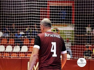 
<a style='margin-left: 5px;' class='btn btn-xs btn-social btn-facebook' href='https://www.facebook.com/sharer/sharer.php?u=https://ko-boladovale.web.getmuller.com.br/imgs/800-800-90/conteudo/fotos/1981/img7901.jpg' rel='popup' data-width='500' data-height='400'><i class='fa fa-facebook'></i>Compartilhar <span class='hidden-xs'>no Facebook</span>
</a> 
<a class='btn btn-default btn-xs' target='_blank' href='imgs/800-800-90/conteudo/fotos/1981/img7901.jpg'>
<span class='glyphicon glyphicon-cloud-download'></span> Salvar
</a> 
<span></span>