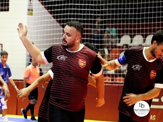 
<a style='margin-left: 5px;' class='btn btn-xs btn-social btn-facebook' href='https://www.facebook.com/sharer/sharer.php?u=https://ko-boladovale.web.getmuller.com.br/imgs/800-800-90/conteudo/fotos/1981/img7936.jpg' rel='popup' data-width='500' data-height='400'><i class='fa fa-facebook'></i>Compartilhar <span class='hidden-xs'>no Facebook</span>
</a> 
<a class='btn btn-default btn-xs' target='_blank' href='imgs/800-800-90/conteudo/fotos/1981/img7936.jpg'>
<span class='glyphicon glyphicon-cloud-download'></span> Salvar
</a> 
<span></span>