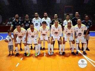 
<a style='margin-left: 5px;' class='btn btn-xs btn-social btn-facebook' href='https://www.facebook.com/sharer/sharer.php?u=https://ko-boladovale.web.getmuller.com.br/imgs/800-800-90/conteudo/fotos/1982/img8005.jpg' rel='popup' data-width='500' data-height='400'><i class='fa fa-facebook'></i>Compartilhar <span class='hidden-xs'>no Facebook</span>
</a> 
<a class='btn btn-default btn-xs' target='_blank' href='imgs/800-800-90/conteudo/fotos/1982/img8005.jpg'>
<span class='glyphicon glyphicon-cloud-download'></span> Salvar
</a> 
<span></span>