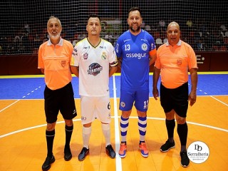 
<a style='margin-left: 5px;' class='btn btn-xs btn-social btn-facebook' href='https://www.facebook.com/sharer/sharer.php?u=https://ko-boladovale.web.getmuller.com.br/imgs/800-800-90/conteudo/fotos/1982/img8009.jpg' rel='popup' data-width='500' data-height='400'><i class='fa fa-facebook'></i>Compartilhar <span class='hidden-xs'>no Facebook</span>
</a> 
<a class='btn btn-default btn-xs' target='_blank' href='imgs/800-800-90/conteudo/fotos/1982/img8009.jpg'>
<span class='glyphicon glyphicon-cloud-download'></span> Salvar
</a> 
<span></span>