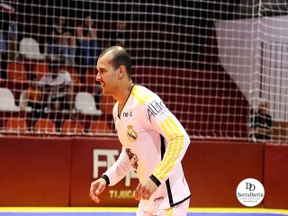 
<a style='margin-left: 5px;' class='btn btn-xs btn-social btn-facebook' href='https://www.facebook.com/sharer/sharer.php?u=https://ko-boladovale.web.getmuller.com.br/imgs/800-800-90/conteudo/fotos/1982/img8014.jpg' rel='popup' data-width='500' data-height='400'><i class='fa fa-facebook'></i>Compartilhar <span class='hidden-xs'>no Facebook</span>
</a> 
<a class='btn btn-default btn-xs' target='_blank' href='imgs/800-800-90/conteudo/fotos/1982/img8014.jpg'>
<span class='glyphicon glyphicon-cloud-download'></span> Salvar
</a> 
<span></span>