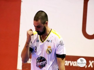 
<a style='margin-left: 5px;' class='btn btn-xs btn-social btn-facebook' href='https://www.facebook.com/sharer/sharer.php?u=https://ko-boladovale.web.getmuller.com.br/imgs/800-800-90/conteudo/fotos/1982/img8037.jpg' rel='popup' data-width='500' data-height='400'><i class='fa fa-facebook'></i>Compartilhar <span class='hidden-xs'>no Facebook</span>
</a> 
<a class='btn btn-default btn-xs' target='_blank' href='imgs/800-800-90/conteudo/fotos/1982/img8037.jpg'>
<span class='glyphicon glyphicon-cloud-download'></span> Salvar
</a> 
<span></span>