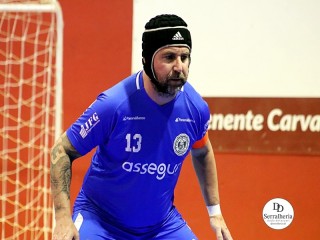 
<a style='margin-left: 5px;' class='btn btn-xs btn-social btn-facebook' href='https://www.facebook.com/sharer/sharer.php?u=https://ko-boladovale.web.getmuller.com.br/imgs/800-800-90/conteudo/fotos/1982/img8044.jpg' rel='popup' data-width='500' data-height='400'><i class='fa fa-facebook'></i>Compartilhar <span class='hidden-xs'>no Facebook</span>
</a> 
<a class='btn btn-default btn-xs' target='_blank' href='imgs/800-800-90/conteudo/fotos/1982/img8044.jpg'>
<span class='glyphicon glyphicon-cloud-download'></span> Salvar
</a> 
<span></span>