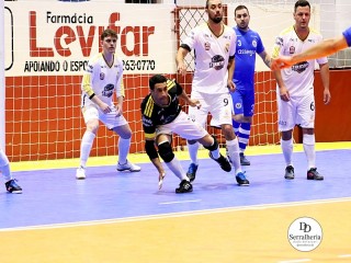 
<a style='margin-left: 5px;' class='btn btn-xs btn-social btn-facebook' href='https://www.facebook.com/sharer/sharer.php?u=https://ko-boladovale.web.getmuller.com.br/imgs/800-800-90/conteudo/fotos/1982/img8049.jpg' rel='popup' data-width='500' data-height='400'><i class='fa fa-facebook'></i>Compartilhar <span class='hidden-xs'>no Facebook</span>
</a> 
<a class='btn btn-default btn-xs' target='_blank' href='imgs/800-800-90/conteudo/fotos/1982/img8049.jpg'>
<span class='glyphicon glyphicon-cloud-download'></span> Salvar
</a> 
<span></span>