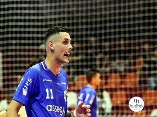 
<a style='margin-left: 5px;' class='btn btn-xs btn-social btn-facebook' href='https://www.facebook.com/sharer/sharer.php?u=https://ko-boladovale.web.getmuller.com.br/imgs/800-800-90/conteudo/fotos/1982/img8074.jpg' rel='popup' data-width='500' data-height='400'><i class='fa fa-facebook'></i>Compartilhar <span class='hidden-xs'>no Facebook</span>
</a> 
<a class='btn btn-default btn-xs' target='_blank' href='imgs/800-800-90/conteudo/fotos/1982/img8074.jpg'>
<span class='glyphicon glyphicon-cloud-download'></span> Salvar
</a> 
<span></span>