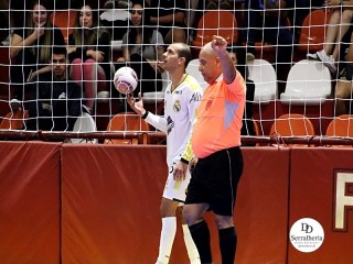 
<a style='margin-left: 5px;' class='btn btn-xs btn-social btn-facebook' href='https://www.facebook.com/sharer/sharer.php?u=https://ko-boladovale.web.getmuller.com.br/imgs/800-800-90/conteudo/fotos/1982/img8095.jpg' rel='popup' data-width='500' data-height='400'><i class='fa fa-facebook'></i>Compartilhar <span class='hidden-xs'>no Facebook</span>
</a> 
<a class='btn btn-default btn-xs' target='_blank' href='imgs/800-800-90/conteudo/fotos/1982/img8095.jpg'>
<span class='glyphicon glyphicon-cloud-download'></span> Salvar
</a> 
<span></span>