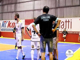 
<a style='margin-left: 5px;' class='btn btn-xs btn-social btn-facebook' href='https://www.facebook.com/sharer/sharer.php?u=https://ko-boladovale.web.getmuller.com.br/imgs/800-800-90/conteudo/fotos/1982/img8140.jpg' rel='popup' data-width='500' data-height='400'><i class='fa fa-facebook'></i>Compartilhar <span class='hidden-xs'>no Facebook</span>
</a> 
<a class='btn btn-default btn-xs' target='_blank' href='imgs/800-800-90/conteudo/fotos/1982/img8140.jpg'>
<span class='glyphicon glyphicon-cloud-download'></span> Salvar
</a> 
<span></span>