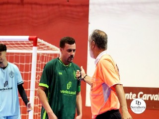 
<a style='margin-left: 5px;' class='btn btn-xs btn-social btn-facebook' href='https://www.facebook.com/sharer/sharer.php?u=https://ko-boladovale.web.getmuller.com.br/imgs/800-800-90/conteudo/fotos/1983/img8230.jpg' rel='popup' data-width='500' data-height='400'><i class='fa fa-facebook'></i>Compartilhar <span class='hidden-xs'>no Facebook</span>
</a> 
<a class='btn btn-default btn-xs' target='_blank' href='imgs/800-800-90/conteudo/fotos/1983/img8230.jpg'>
<span class='glyphicon glyphicon-cloud-download'></span> Salvar
</a> 
<span></span>