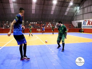 
<a style='margin-left: 5px;' class='btn btn-xs btn-social btn-facebook' href='https://www.facebook.com/sharer/sharer.php?u=https://ko-boladovale.web.getmuller.com.br/imgs/800-800-90/conteudo/fotos/1983/img8293.jpg' rel='popup' data-width='500' data-height='400'><i class='fa fa-facebook'></i>Compartilhar <span class='hidden-xs'>no Facebook</span>
</a> 
<a class='btn btn-default btn-xs' target='_blank' href='imgs/800-800-90/conteudo/fotos/1983/img8293.jpg'>
<span class='glyphicon glyphicon-cloud-download'></span> Salvar
</a> 
<span></span>