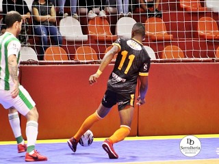 
<a style='margin-left: 5px;' class='btn btn-xs btn-social btn-facebook' href='https://www.facebook.com/sharer/sharer.php?u=https://ko-boladovale.web.getmuller.com.br/imgs/800-800-90/conteudo/fotos/1984/img8317.jpg' rel='popup' data-width='500' data-height='400'><i class='fa fa-facebook'></i>Compartilhar <span class='hidden-xs'>no Facebook</span>
</a> 
<a class='btn btn-default btn-xs' target='_blank' href='imgs/800-800-90/conteudo/fotos/1984/img8317.jpg'>
<span class='glyphicon glyphicon-cloud-download'></span> Salvar
</a> 
<span></span>