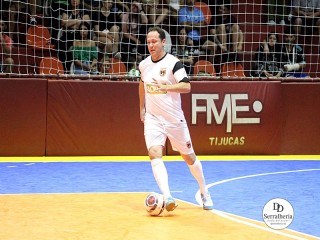 
<a style='margin-left: 5px;' class='btn btn-xs btn-social btn-facebook' href='https://www.facebook.com/sharer/sharer.php?u=https://ko-boladovale.web.getmuller.com.br/imgs/800-800-90/conteudo/fotos/1985/img7102.jpg' rel='popup' data-width='500' data-height='400'><i class='fa fa-facebook'></i>Compartilhar <span class='hidden-xs'>no Facebook</span>
</a> 
<a class='btn btn-default btn-xs' target='_blank' href='imgs/800-800-90/conteudo/fotos/1985/img7102.jpg'>
<span class='glyphicon glyphicon-cloud-download'></span> Salvar
</a> 
<span></span>