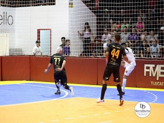 
<a style='margin-left: 5px;' class='btn btn-xs btn-social btn-facebook' href='https://www.facebook.com/sharer/sharer.php?u=https://ko-boladovale.web.getmuller.com.br/imgs/800-800-90/conteudo/fotos/1985/img7108.jpg' rel='popup' data-width='500' data-height='400'><i class='fa fa-facebook'></i>Compartilhar <span class='hidden-xs'>no Facebook</span>
</a> 
<a class='btn btn-default btn-xs' target='_blank' href='imgs/800-800-90/conteudo/fotos/1985/img7108.jpg'>
<span class='glyphicon glyphicon-cloud-download'></span> Salvar
</a> 
<span></span>