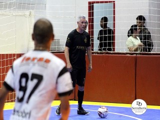 
<a style='margin-left: 5px;' class='btn btn-xs btn-social btn-facebook' href='https://www.facebook.com/sharer/sharer.php?u=https://ko-boladovale.web.getmuller.com.br/imgs/800-800-90/conteudo/fotos/1985/img7112.jpg' rel='popup' data-width='500' data-height='400'><i class='fa fa-facebook'></i>Compartilhar <span class='hidden-xs'>no Facebook</span>
</a> 
<a class='btn btn-default btn-xs' target='_blank' href='imgs/800-800-90/conteudo/fotos/1985/img7112.jpg'>
<span class='glyphicon glyphicon-cloud-download'></span> Salvar
</a> 
<span></span>