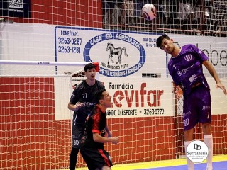 
<a style='margin-left: 5px;' class='btn btn-xs btn-social btn-facebook' href='https://www.facebook.com/sharer/sharer.php?u=https://ko-boladovale.web.getmuller.com.br/imgs/800-800-90/conteudo/fotos/1986/img8550.jpg' rel='popup' data-width='500' data-height='400'><i class='fa fa-facebook'></i>Compartilhar <span class='hidden-xs'>no Facebook</span>
</a> 
<a class='btn btn-default btn-xs' target='_blank' href='imgs/800-800-90/conteudo/fotos/1986/img8550.jpg'>
<span class='glyphicon glyphicon-cloud-download'></span> Salvar
</a> 
<span></span>