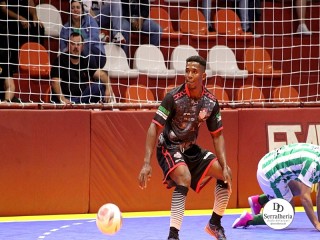 
<a style='margin-left: 5px;' class='btn btn-xs btn-social btn-facebook' href='https://www.facebook.com/sharer/sharer.php?u=https://ko-boladovale.web.getmuller.com.br/imgs/800-800-90/conteudo/fotos/1987/img8718.jpg' rel='popup' data-width='500' data-height='400'><i class='fa fa-facebook'></i>Compartilhar <span class='hidden-xs'>no Facebook</span>
</a> 
<a class='btn btn-default btn-xs' target='_blank' href='imgs/800-800-90/conteudo/fotos/1987/img8718.jpg'>
<span class='glyphicon glyphicon-cloud-download'></span> Salvar
</a> 
<span></span>