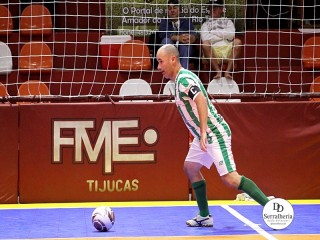 
<a style='margin-left: 5px;' class='btn btn-xs btn-social btn-facebook' href='https://www.facebook.com/sharer/sharer.php?u=https://ko-boladovale.web.getmuller.com.br/imgs/800-800-90/conteudo/fotos/1987/img8728.jpg' rel='popup' data-width='500' data-height='400'><i class='fa fa-facebook'></i>Compartilhar <span class='hidden-xs'>no Facebook</span>
</a> 
<a class='btn btn-default btn-xs' target='_blank' href='imgs/800-800-90/conteudo/fotos/1987/img8728.jpg'>
<span class='glyphicon glyphicon-cloud-download'></span> Salvar
</a> 
<span></span>