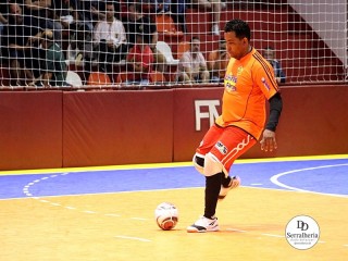 
<a style='margin-left: 5px;' class='btn btn-xs btn-social btn-facebook' href='https://www.facebook.com/sharer/sharer.php?u=https://ko-boladovale.web.getmuller.com.br/imgs/800-800-90/conteudo/fotos/1987/img8784.jpg' rel='popup' data-width='500' data-height='400'><i class='fa fa-facebook'></i>Compartilhar <span class='hidden-xs'>no Facebook</span>
</a> 
<a class='btn btn-default btn-xs' target='_blank' href='imgs/800-800-90/conteudo/fotos/1987/img8784.jpg'>
<span class='glyphicon glyphicon-cloud-download'></span> Salvar
</a> 
<span></span>