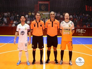 
<a style='margin-left: 5px;' class='btn btn-xs btn-social btn-facebook' href='https://www.facebook.com/sharer/sharer.php?u=https://ko-boladovale.web.getmuller.com.br/imgs/800-800-90/conteudo/fotos/1988/img8815.jpg' rel='popup' data-width='500' data-height='400'><i class='fa fa-facebook'></i>Compartilhar <span class='hidden-xs'>no Facebook</span>
</a> 
<a class='btn btn-default btn-xs' target='_blank' href='imgs/800-800-90/conteudo/fotos/1988/img8815.jpg'>
<span class='glyphicon glyphicon-cloud-download'></span> Salvar
</a> 
<span></span>