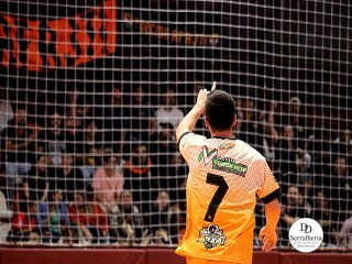 
<a style='margin-left: 5px;' class='btn btn-xs btn-social btn-facebook' href='https://www.facebook.com/sharer/sharer.php?u=https://ko-boladovale.web.getmuller.com.br/imgs/800-800-90/conteudo/fotos/1988/img8846.jpg' rel='popup' data-width='500' data-height='400'><i class='fa fa-facebook'></i>Compartilhar <span class='hidden-xs'>no Facebook</span>
</a> 
<a class='btn btn-default btn-xs' target='_blank' href='imgs/800-800-90/conteudo/fotos/1988/img8846.jpg'>
<span class='glyphicon glyphicon-cloud-download'></span> Salvar
</a> 
<span></span>