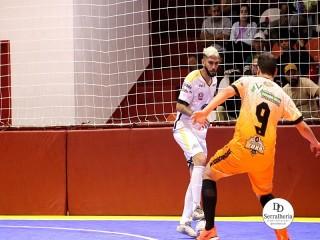 
<a style='margin-left: 5px;' class='btn btn-xs btn-social btn-facebook' href='https://www.facebook.com/sharer/sharer.php?u=https://ko-boladovale.web.getmuller.com.br/imgs/800-800-90/conteudo/fotos/1988/img8856.jpg' rel='popup' data-width='500' data-height='400'><i class='fa fa-facebook'></i>Compartilhar <span class='hidden-xs'>no Facebook</span>
</a> 
<a class='btn btn-default btn-xs' target='_blank' href='imgs/800-800-90/conteudo/fotos/1988/img8856.jpg'>
<span class='glyphicon glyphicon-cloud-download'></span> Salvar
</a> 
<span></span>