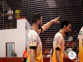 
<a style='margin-left: 5px;' class='btn btn-xs btn-social btn-facebook' href='https://www.facebook.com/sharer/sharer.php?u=https://ko-boladovale.web.getmuller.com.br/imgs/800-800-90/conteudo/fotos/1988/img8893.jpg' rel='popup' data-width='500' data-height='400'><i class='fa fa-facebook'></i>Compartilhar <span class='hidden-xs'>no Facebook</span>
</a> 
<a class='btn btn-default btn-xs' target='_blank' href='imgs/800-800-90/conteudo/fotos/1988/img8893.jpg'>
<span class='glyphicon glyphicon-cloud-download'></span> Salvar
</a> 
<span></span>