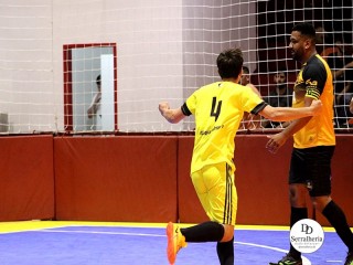 
<a style='margin-left: 5px;' class='btn btn-xs btn-social btn-facebook' href='https://www.facebook.com/sharer/sharer.php?u=https://ko-boladovale.web.getmuller.com.br/imgs/800-800-90/conteudo/fotos/1989/img8977.jpg' rel='popup' data-width='500' data-height='400'><i class='fa fa-facebook'></i>Compartilhar <span class='hidden-xs'>no Facebook</span>
</a> 
<a class='btn btn-default btn-xs' target='_blank' href='imgs/800-800-90/conteudo/fotos/1989/img8977.jpg'>
<span class='glyphicon glyphicon-cloud-download'></span> Salvar
</a> 
<span></span>