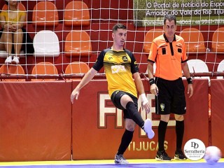 
<a style='margin-left: 5px;' class='btn btn-xs btn-social btn-facebook' href='https://www.facebook.com/sharer/sharer.php?u=https://ko-boladovale.web.getmuller.com.br/imgs/800-800-90/conteudo/fotos/1989/img9015.jpg' rel='popup' data-width='500' data-height='400'><i class='fa fa-facebook'></i>Compartilhar <span class='hidden-xs'>no Facebook</span>
</a> 
<a class='btn btn-default btn-xs' target='_blank' href='imgs/800-800-90/conteudo/fotos/1989/img9015.jpg'>
<span class='glyphicon glyphicon-cloud-download'></span> Salvar
</a> 
<span></span>