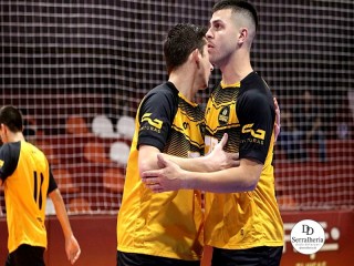 
<a style='margin-left: 5px;' class='btn btn-xs btn-social btn-facebook' href='https://www.facebook.com/sharer/sharer.php?u=https://ko-boladovale.web.getmuller.com.br/imgs/800-800-90/conteudo/fotos/1989/img9032.jpg' rel='popup' data-width='500' data-height='400'><i class='fa fa-facebook'></i>Compartilhar <span class='hidden-xs'>no Facebook</span>
</a> 
<a class='btn btn-default btn-xs' target='_blank' href='imgs/800-800-90/conteudo/fotos/1989/img9032.jpg'>
<span class='glyphicon glyphicon-cloud-download'></span> Salvar
</a> 
<span></span>