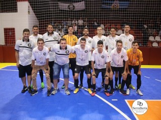 
<a style='margin-left: 5px;' class='btn btn-xs btn-social btn-facebook' href='https://www.facebook.com/sharer/sharer.php?u=https://ko-boladovale.web.getmuller.com.br/imgs/800-800-90/conteudo/fotos/1990/img9137.jpg' rel='popup' data-width='500' data-height='400'><i class='fa fa-facebook'></i>Compartilhar <span class='hidden-xs'>no Facebook</span>
</a> 
<a class='btn btn-default btn-xs' target='_blank' href='imgs/800-800-90/conteudo/fotos/1990/img9137.jpg'>
<span class='glyphicon glyphicon-cloud-download'></span> Salvar
</a> 
<span></span>