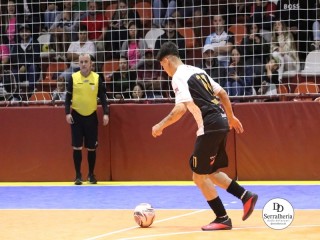 
<a style='margin-left: 5px;' class='btn btn-xs btn-social btn-facebook' href='https://www.facebook.com/sharer/sharer.php?u=https://ko-boladovale.web.getmuller.com.br/imgs/800-800-90/conteudo/fotos/1990/img9248.jpg' rel='popup' data-width='500' data-height='400'><i class='fa fa-facebook'></i>Compartilhar <span class='hidden-xs'>no Facebook</span>
</a> 
<a class='btn btn-default btn-xs' target='_blank' href='imgs/800-800-90/conteudo/fotos/1990/img9248.jpg'>
<span class='glyphicon glyphicon-cloud-download'></span> Salvar
</a> 
<span></span>