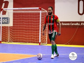 
<a style='margin-left: 5px;' class='btn btn-xs btn-social btn-facebook' href='https://www.facebook.com/sharer/sharer.php?u=https://ko-boladovale.web.getmuller.com.br/imgs/800-800-90/conteudo/fotos/1993/img9590.jpg' rel='popup' data-width='500' data-height='400'><i class='fa fa-facebook'></i>Compartilhar <span class='hidden-xs'>no Facebook</span>
</a> 
<a class='btn btn-default btn-xs' target='_blank' href='imgs/800-800-90/conteudo/fotos/1993/img9590.jpg'>
<span class='glyphicon glyphicon-cloud-download'></span> Salvar
</a> 
<span></span>