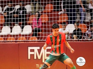 
<a style='margin-left: 5px;' class='btn btn-xs btn-social btn-facebook' href='https://www.facebook.com/sharer/sharer.php?u=https://ko-boladovale.web.getmuller.com.br/imgs/800-800-90/conteudo/fotos/1993/img9607.jpg' rel='popup' data-width='500' data-height='400'><i class='fa fa-facebook'></i>Compartilhar <span class='hidden-xs'>no Facebook</span>
</a> 
<a class='btn btn-default btn-xs' target='_blank' href='imgs/800-800-90/conteudo/fotos/1993/img9607.jpg'>
<span class='glyphicon glyphicon-cloud-download'></span> Salvar
</a> 
<span></span>