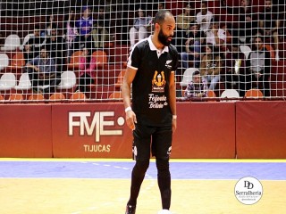 
<a style='margin-left: 5px;' class='btn btn-xs btn-social btn-facebook' href='https://www.facebook.com/sharer/sharer.php?u=https://ko-boladovale.web.getmuller.com.br/imgs/800-800-90/conteudo/fotos/1993/img9626.jpg' rel='popup' data-width='500' data-height='400'><i class='fa fa-facebook'></i>Compartilhar <span class='hidden-xs'>no Facebook</span>
</a> 
<a class='btn btn-default btn-xs' target='_blank' href='imgs/800-800-90/conteudo/fotos/1993/img9626.jpg'>
<span class='glyphicon glyphicon-cloud-download'></span> Salvar
</a> 
<span></span>